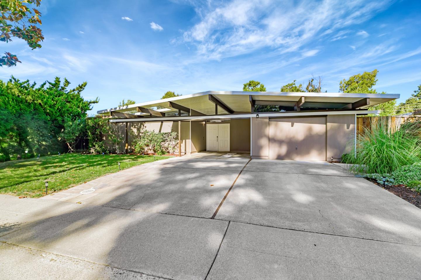 1156 Shenandoah Drive