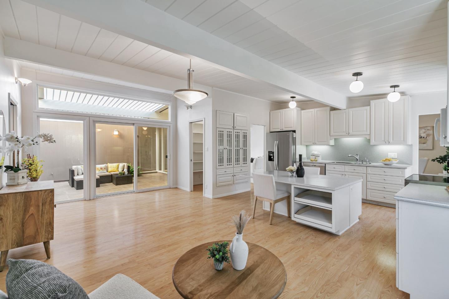 1156 Shenandoah Drive