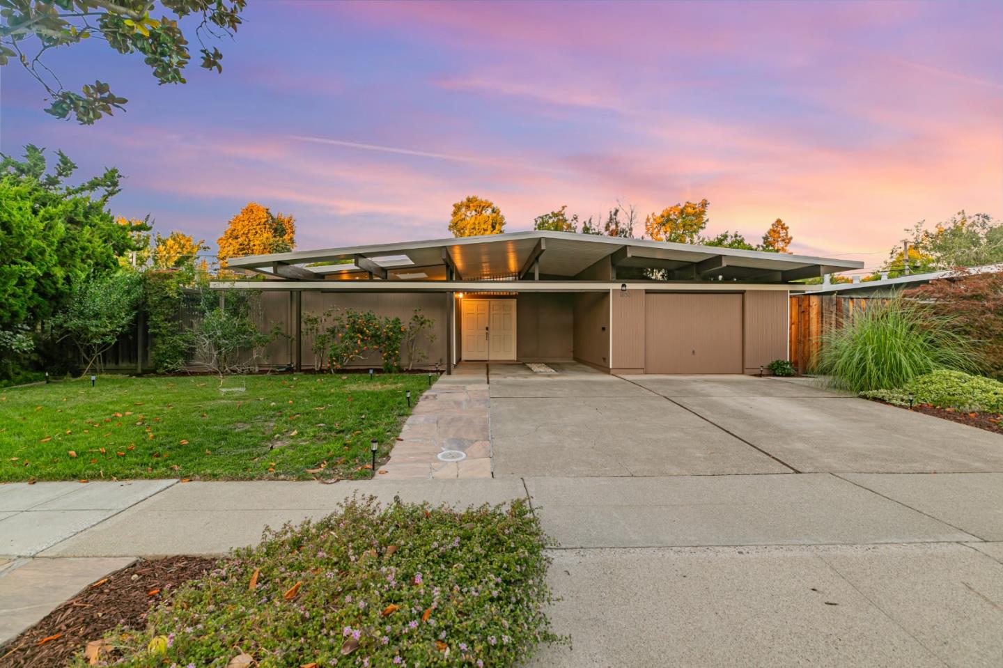 1156 Shenandoah Drive