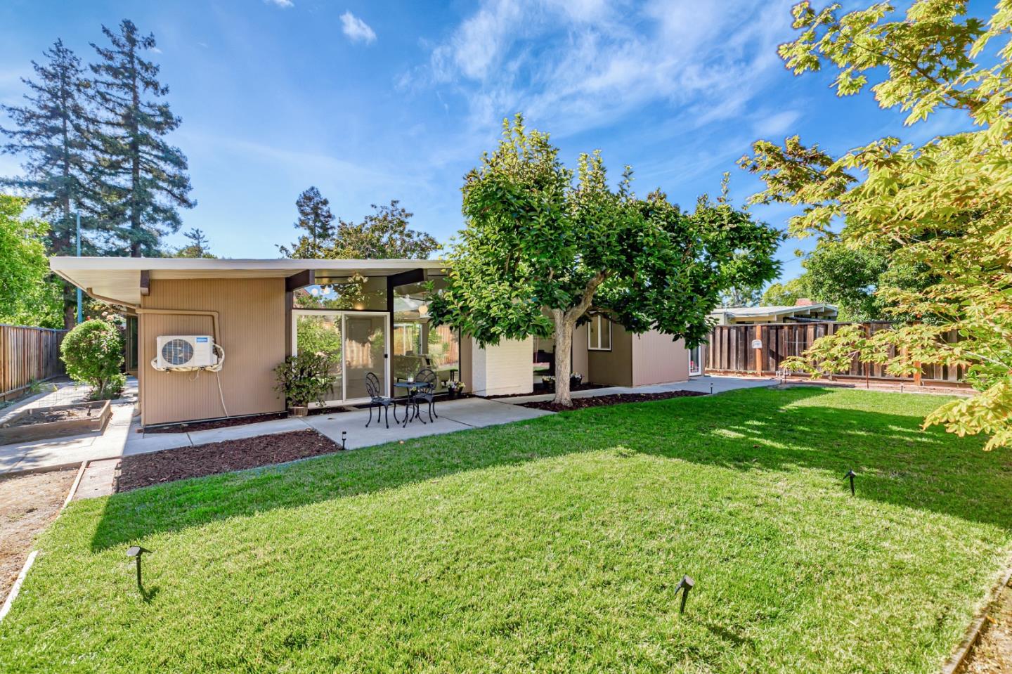 1156 Shenandoah Drive