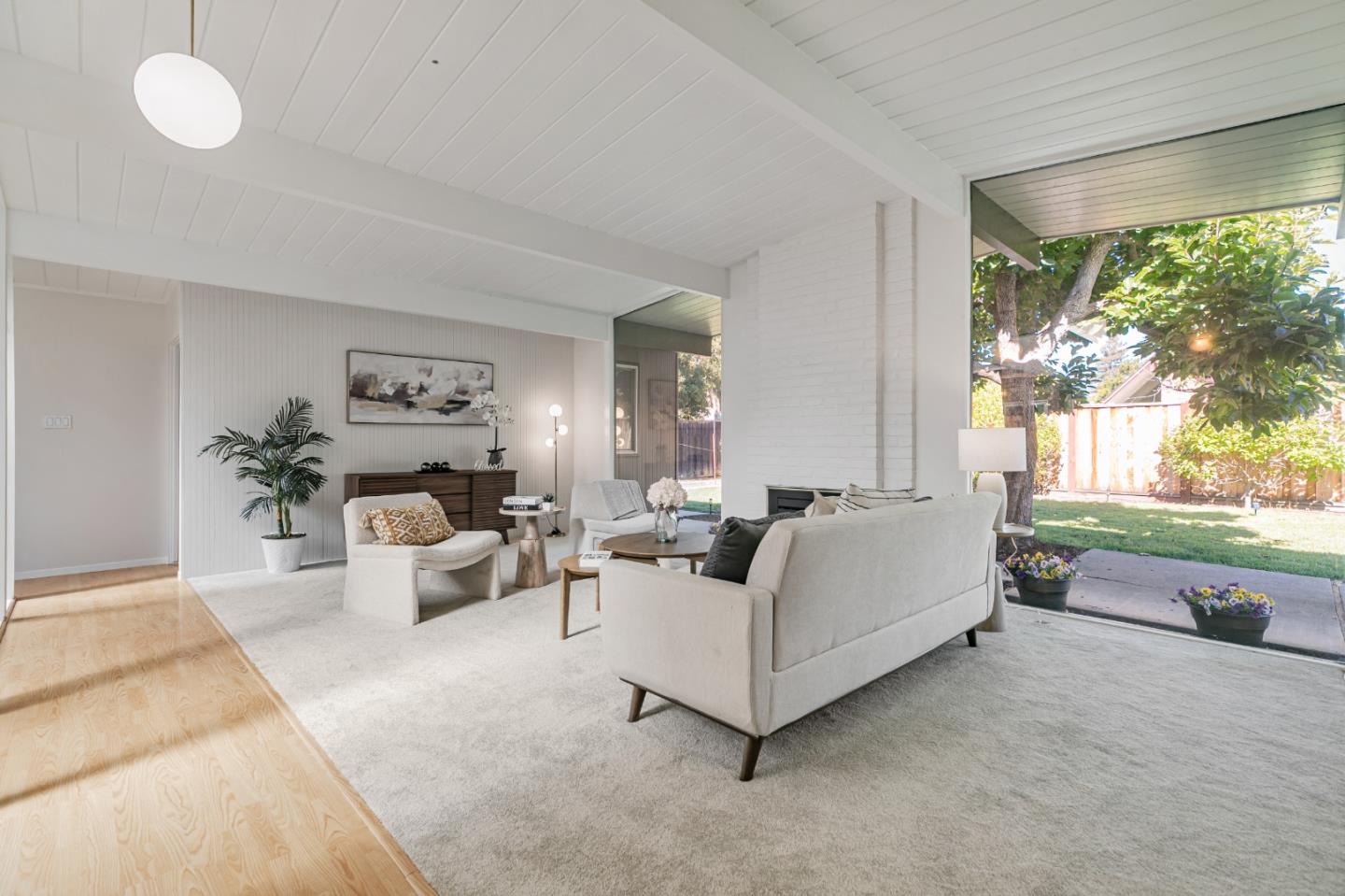 1156 Shenandoah Drive