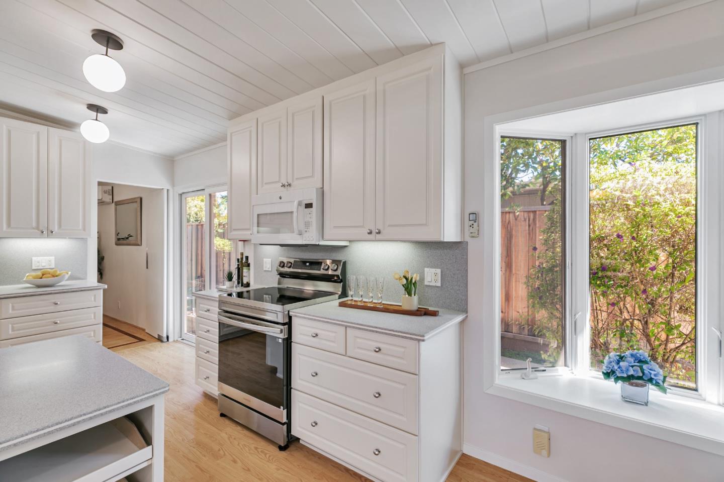 1156 Shenandoah Drive