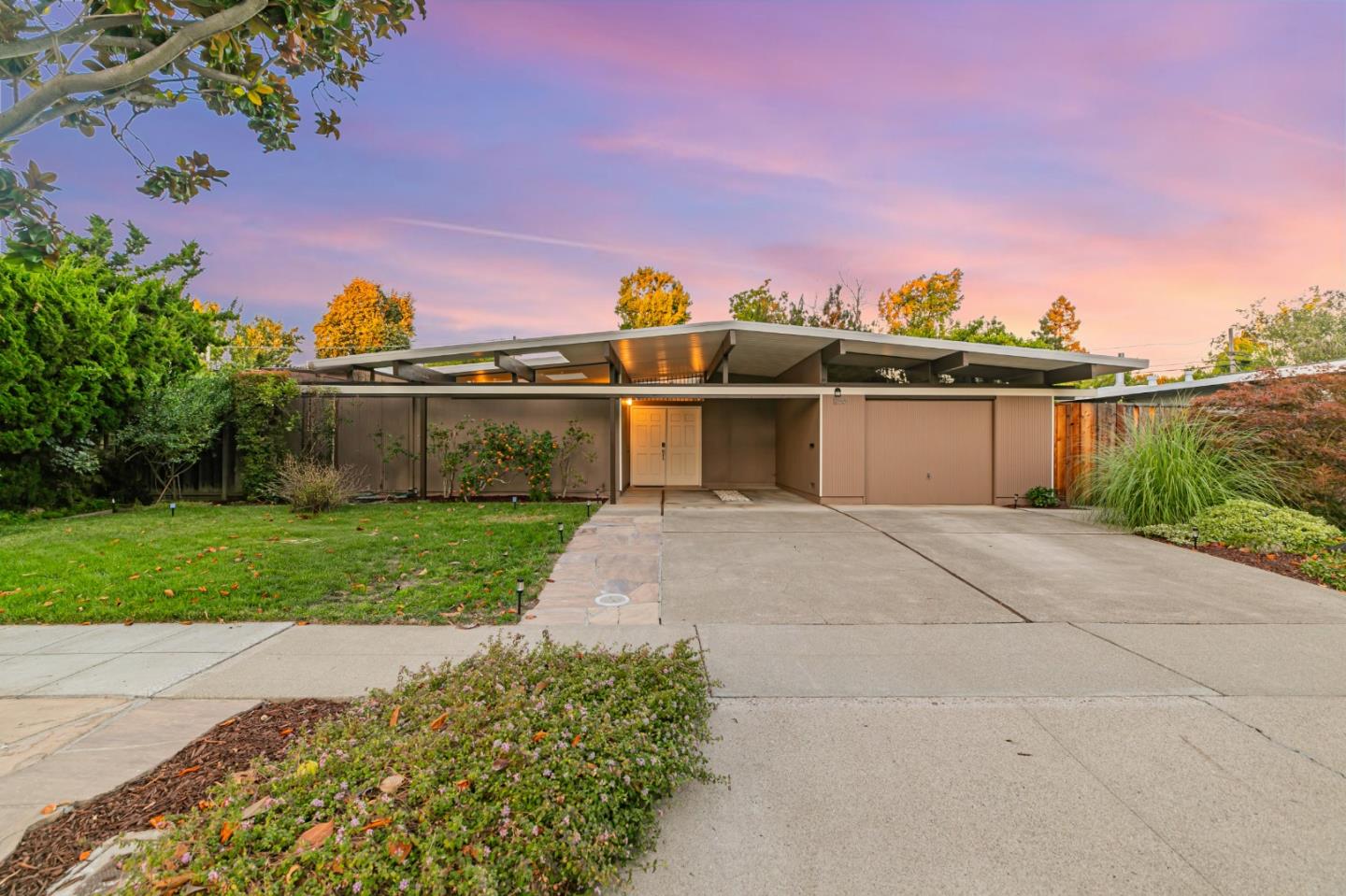 1156 Shenandoah Drive