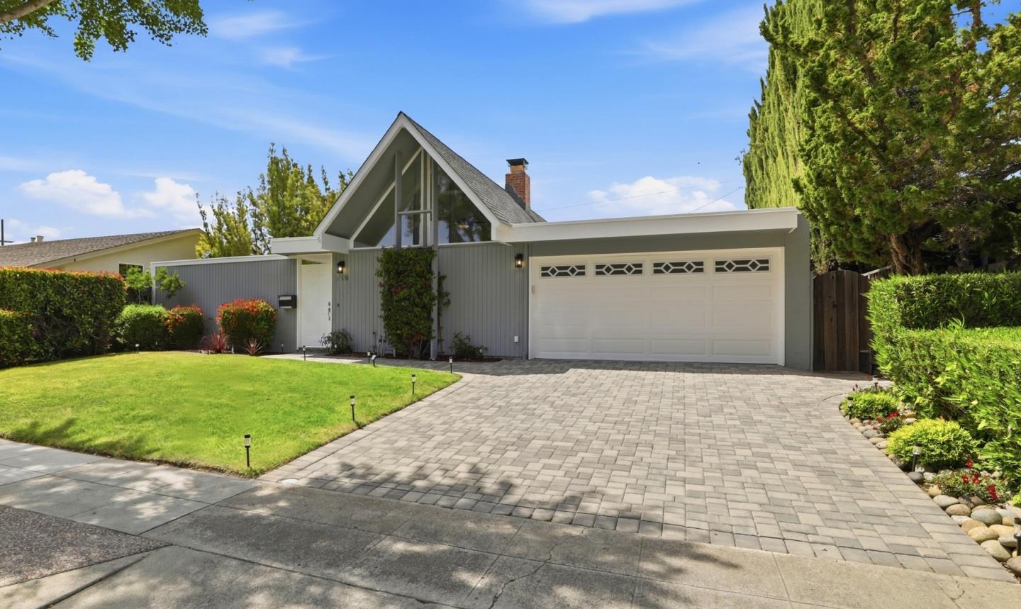 719 Jackpine Court