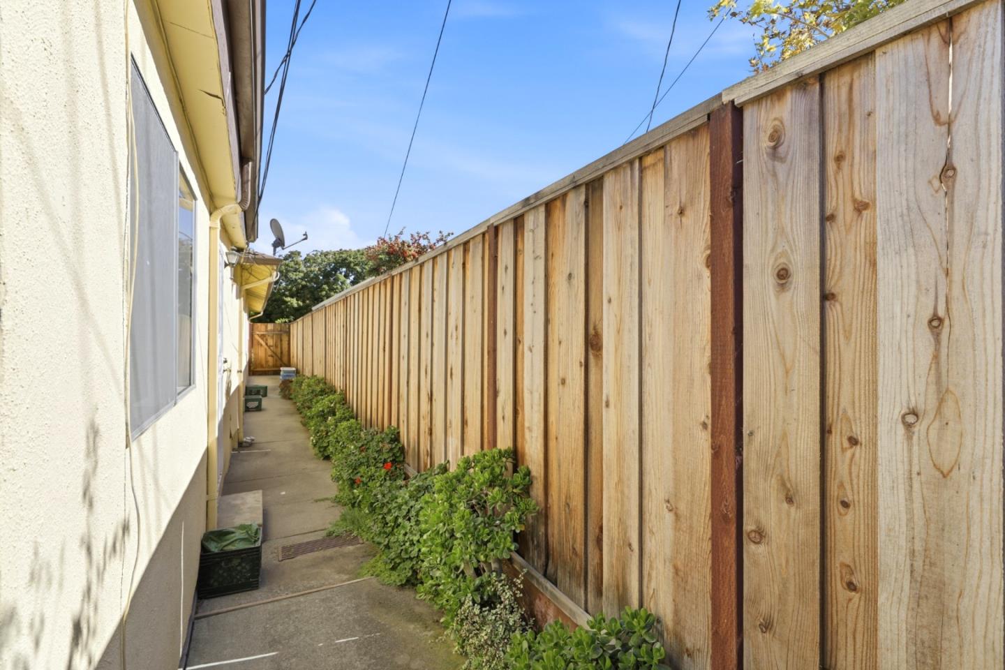 3039 Seyferth WAY