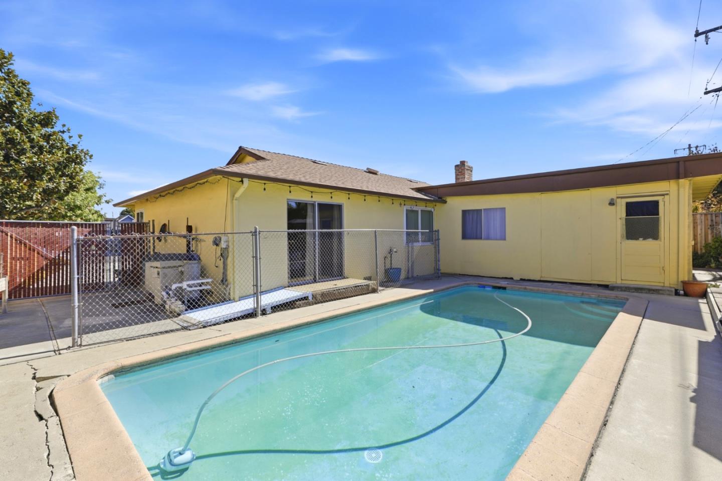 3039 Seyferth WAY