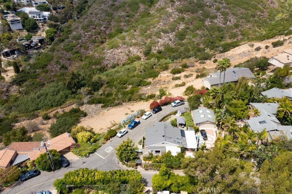 1477 Cerritos