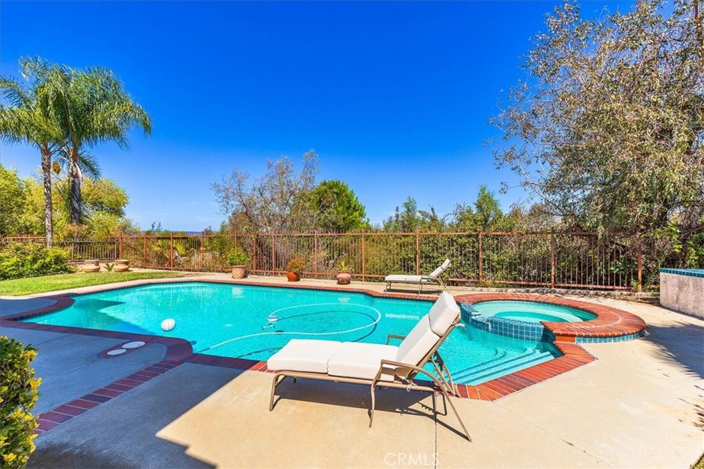 31562 Paseo Goleta
