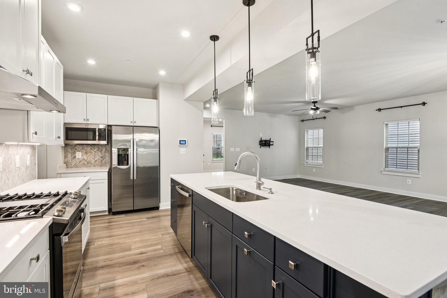 14623 Silver Hammer Way