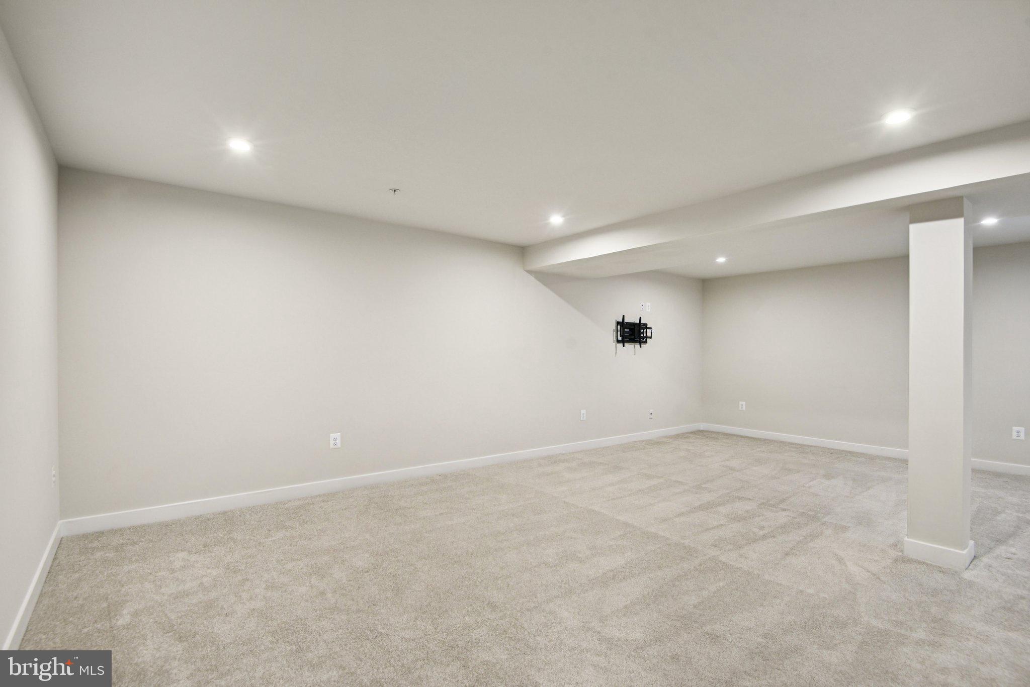 14623 Silver Hammer Way