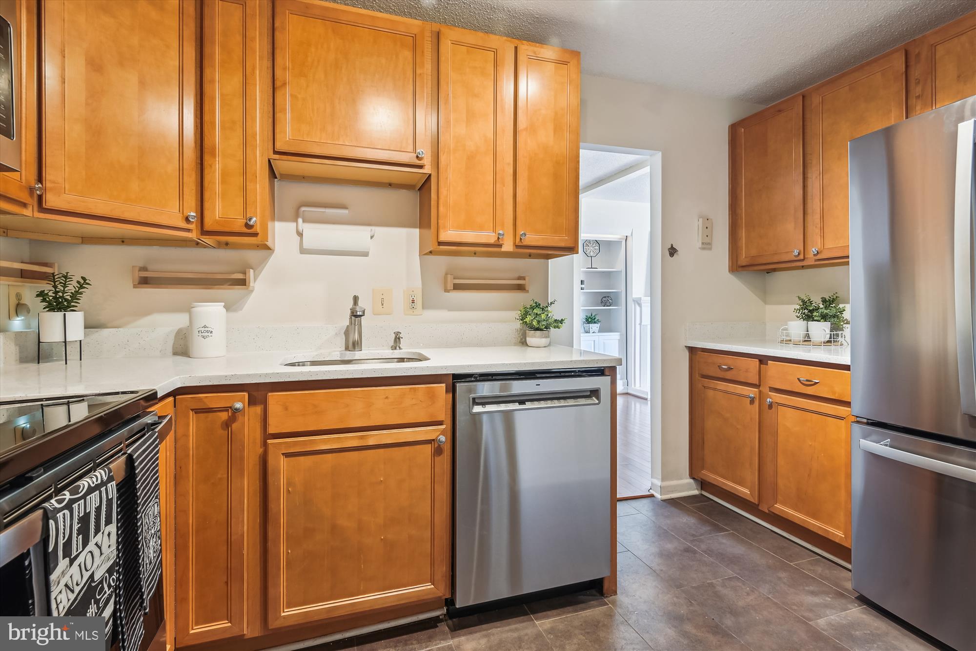 200 N Pickett STREET Unit: 207