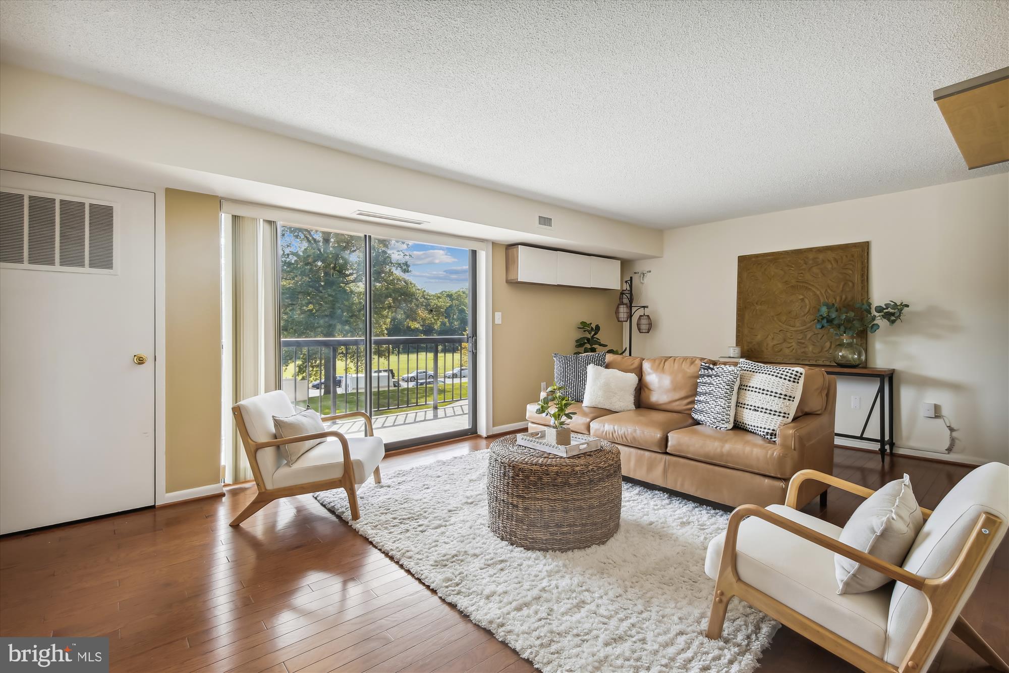 200 N Pickett STREET Unit: 207