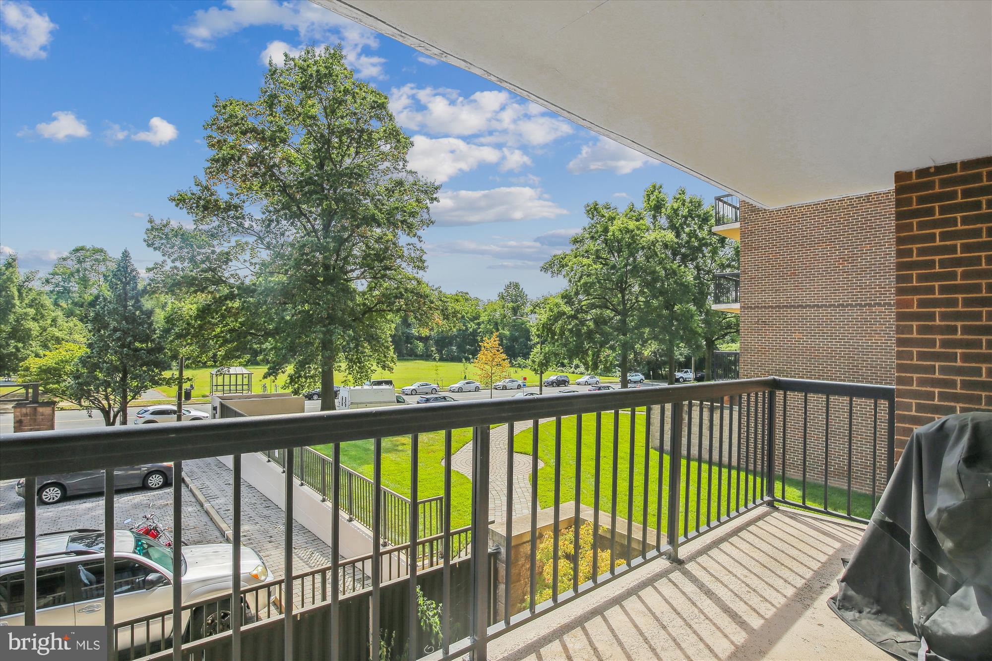 200 N Pickett STREET Unit: 207