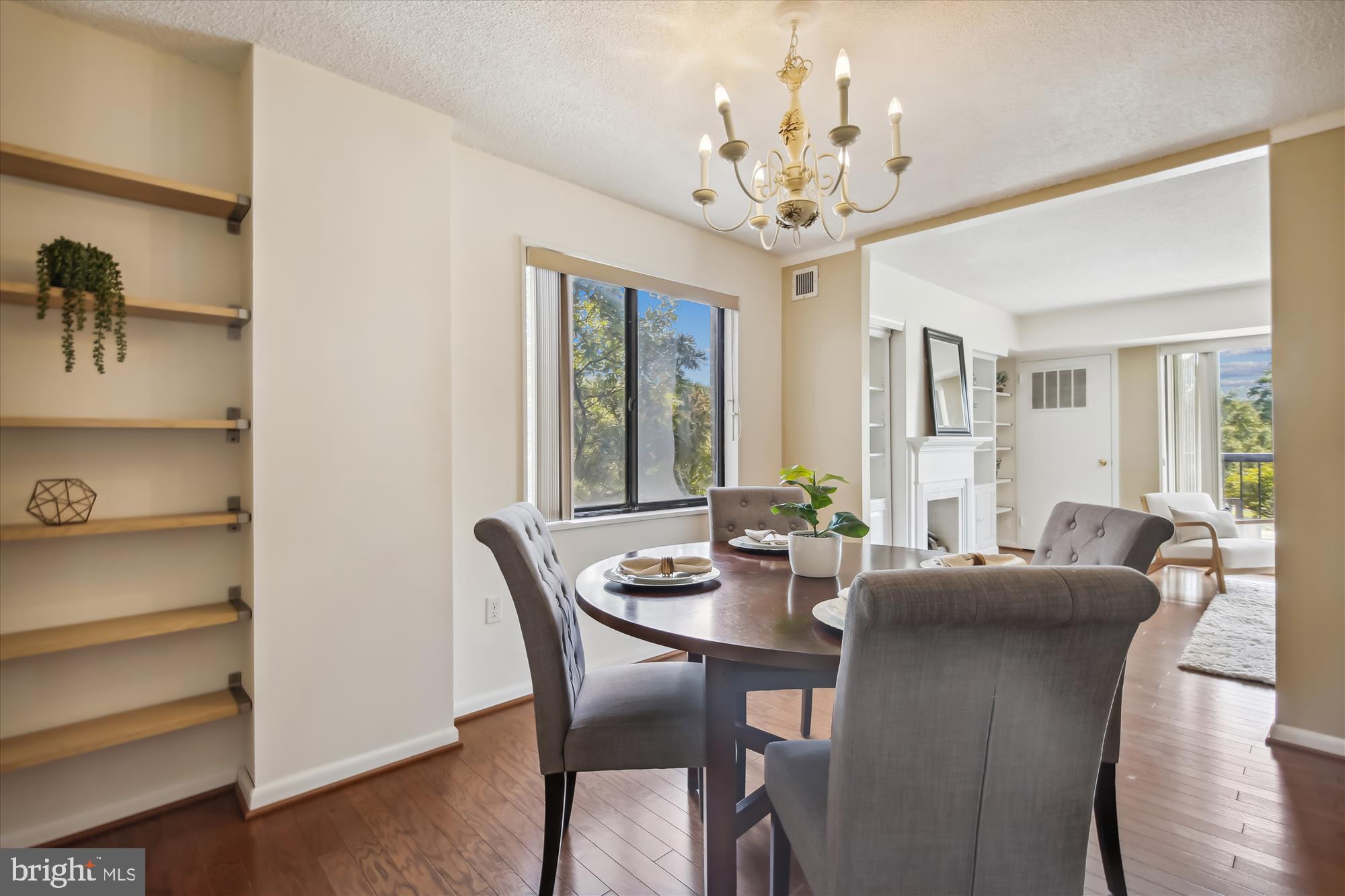 200 N Pickett STREET Unit: 207