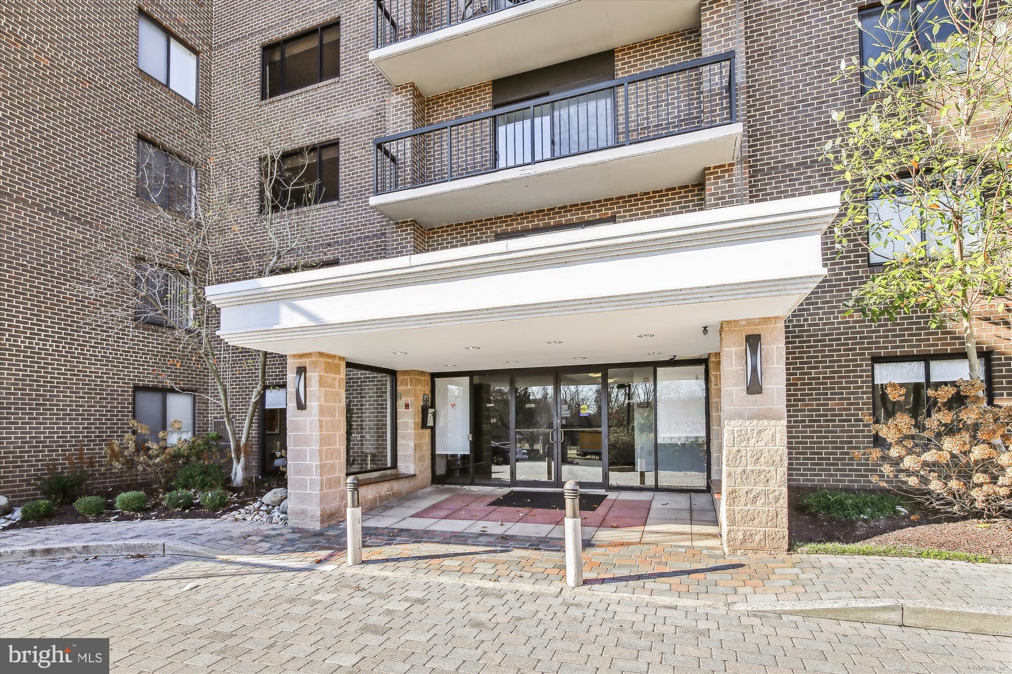200 N Pickett STREET Unit: 207