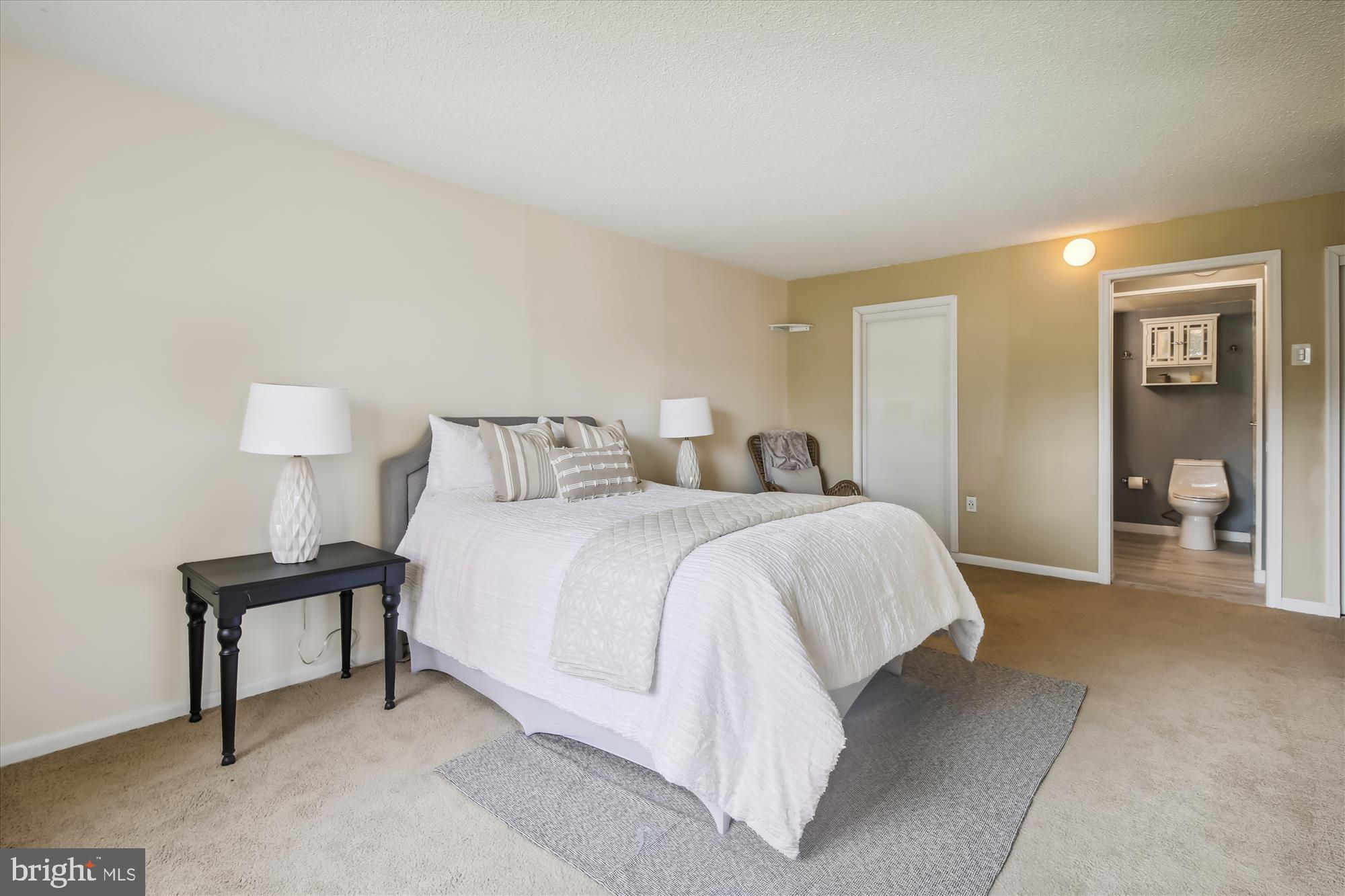 200 N Pickett STREET Unit: 207