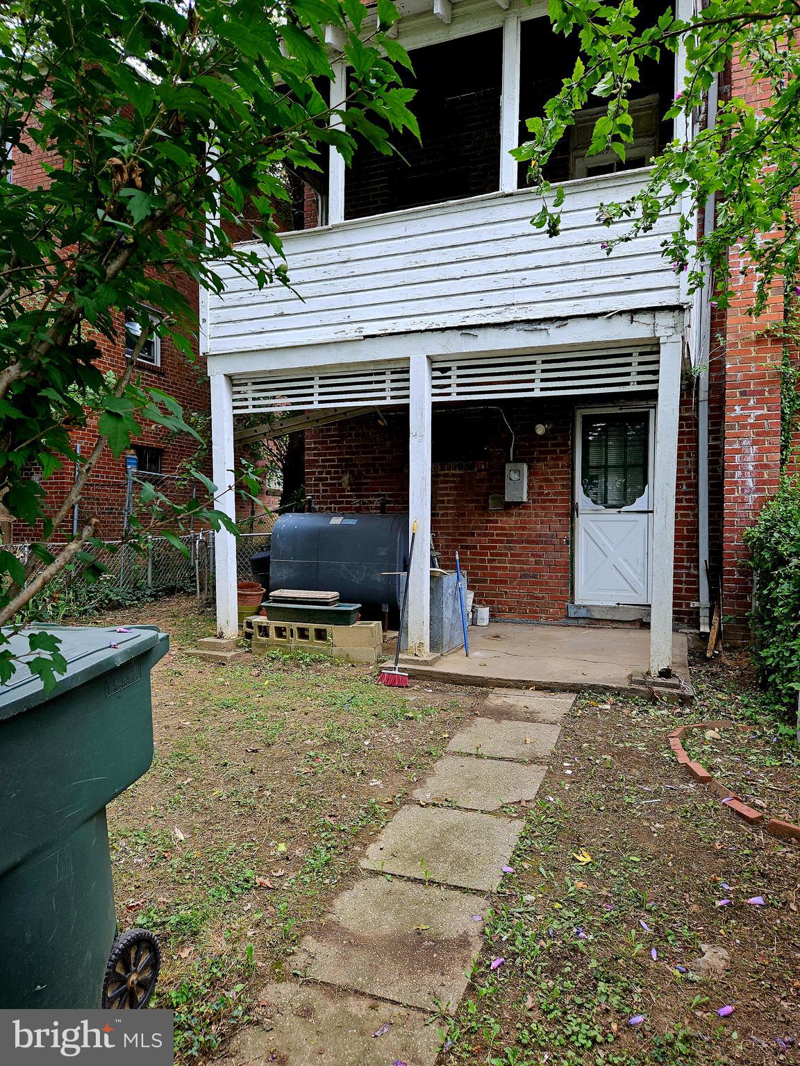 147 WESMOND DRIVE