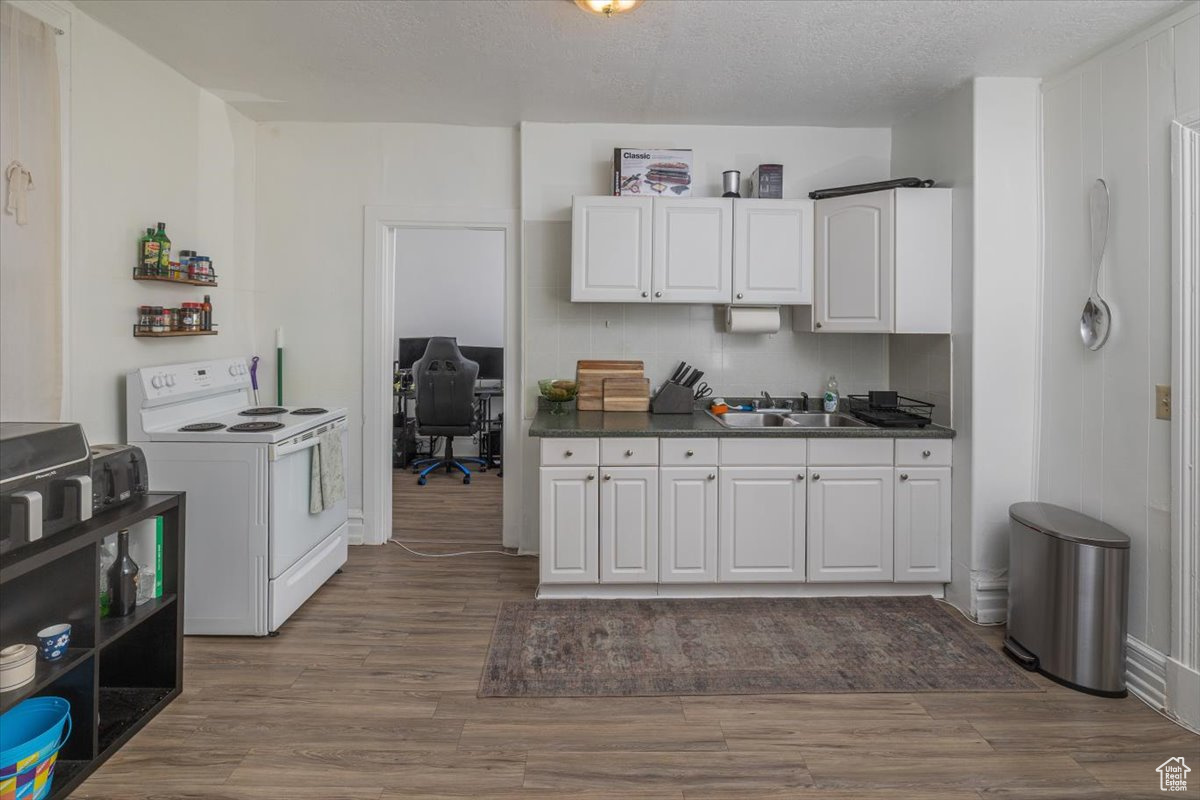 263 W CENTER ST