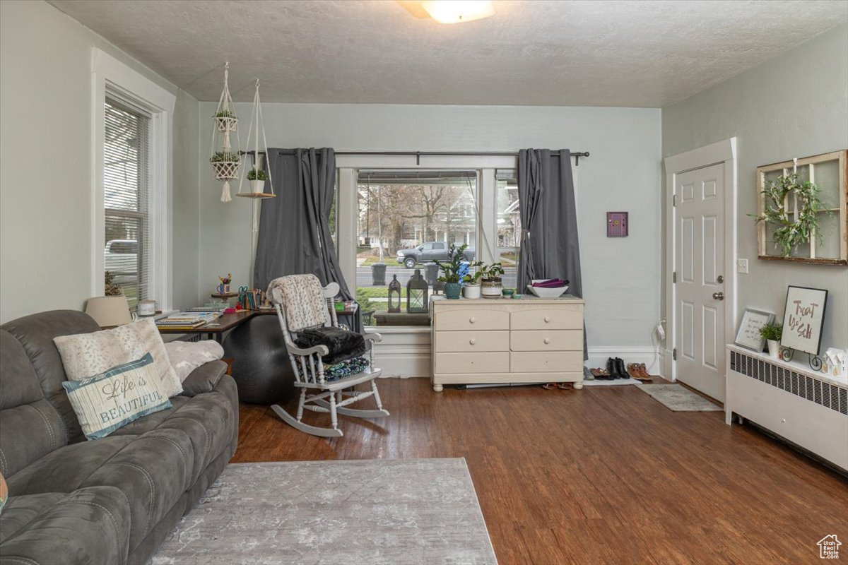 263 W CENTER ST