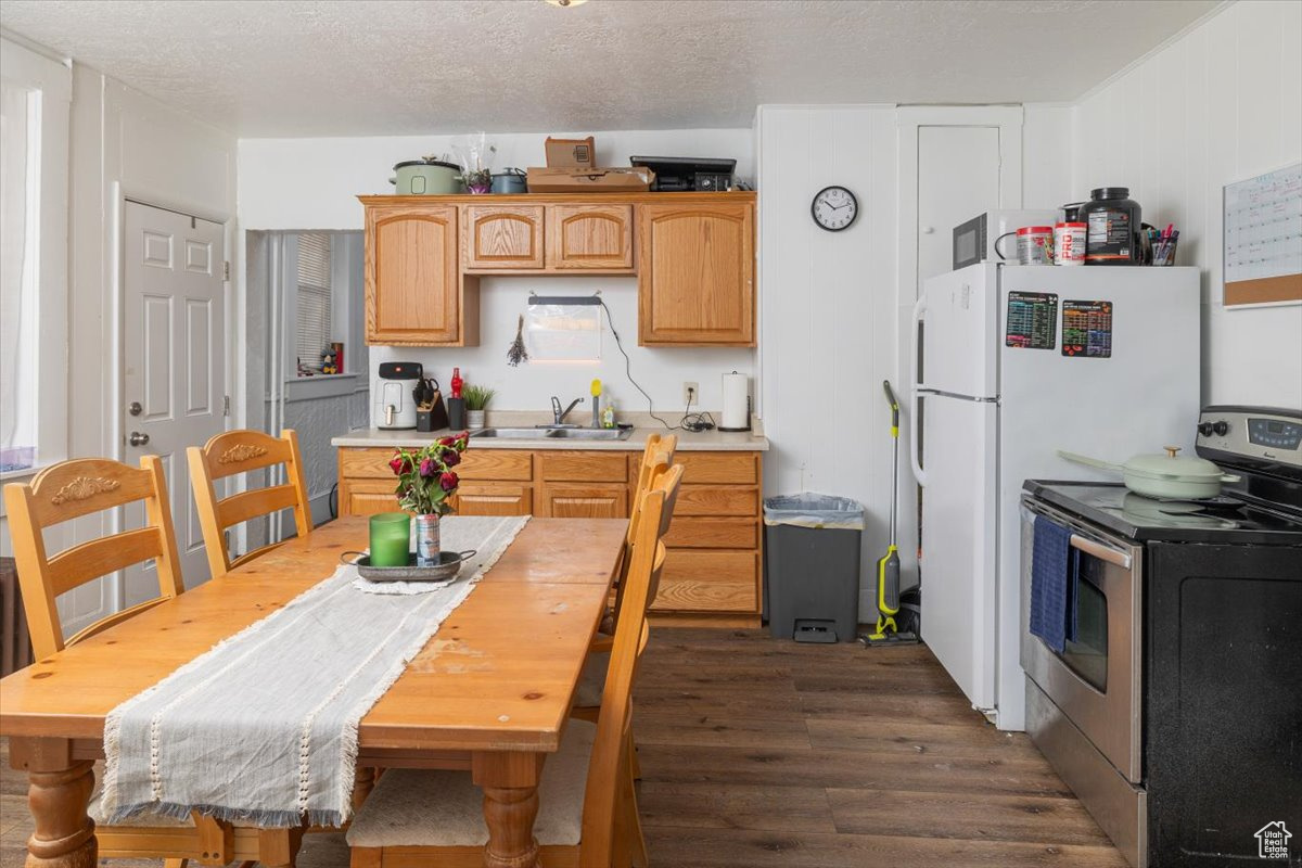 263 W CENTER ST
