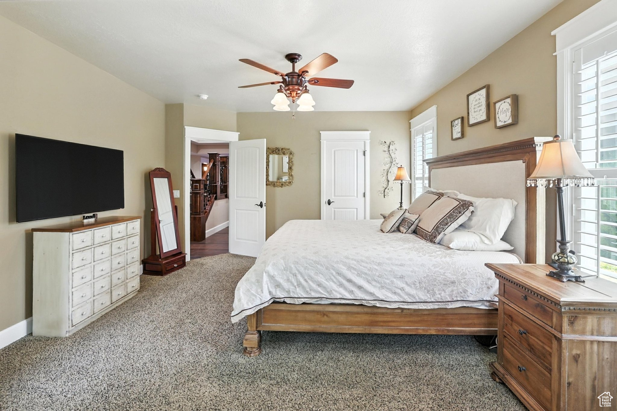 1273 CEDAR HEIGHTS DR