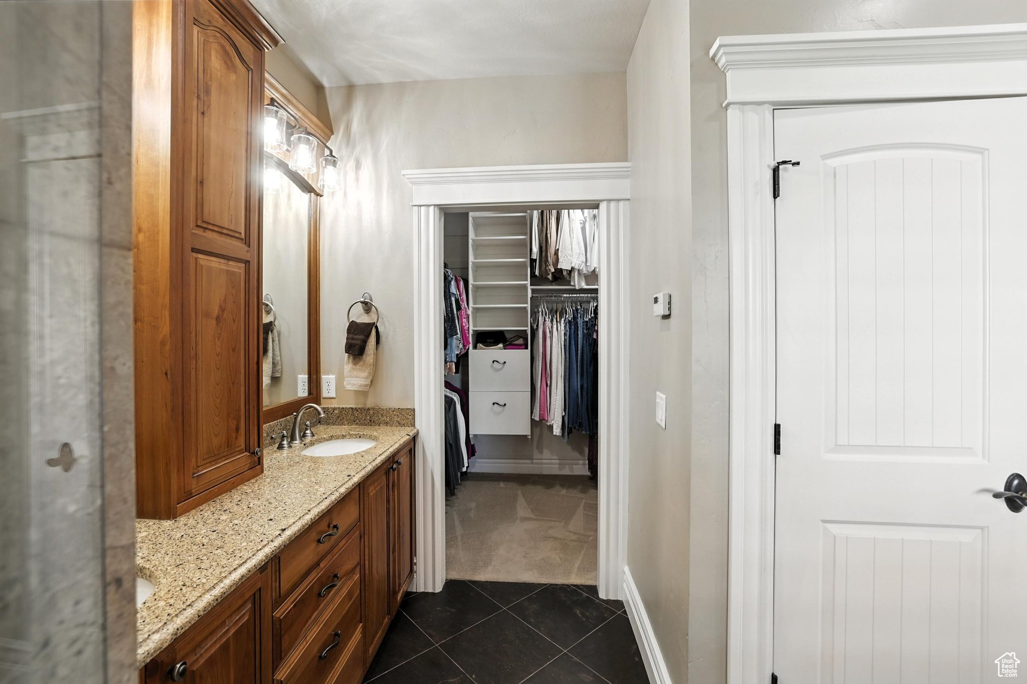 1273 CEDAR HEIGHTS DR