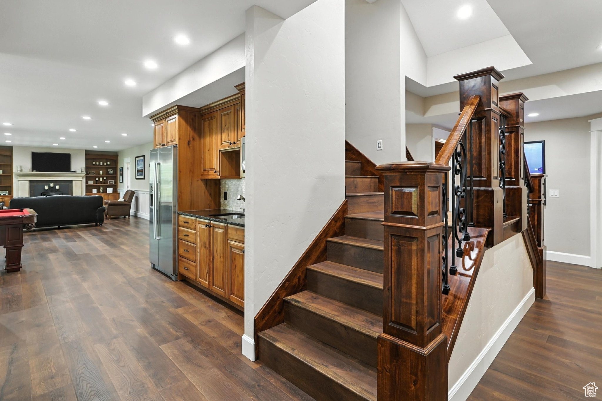 1273 CEDAR HEIGHTS DR