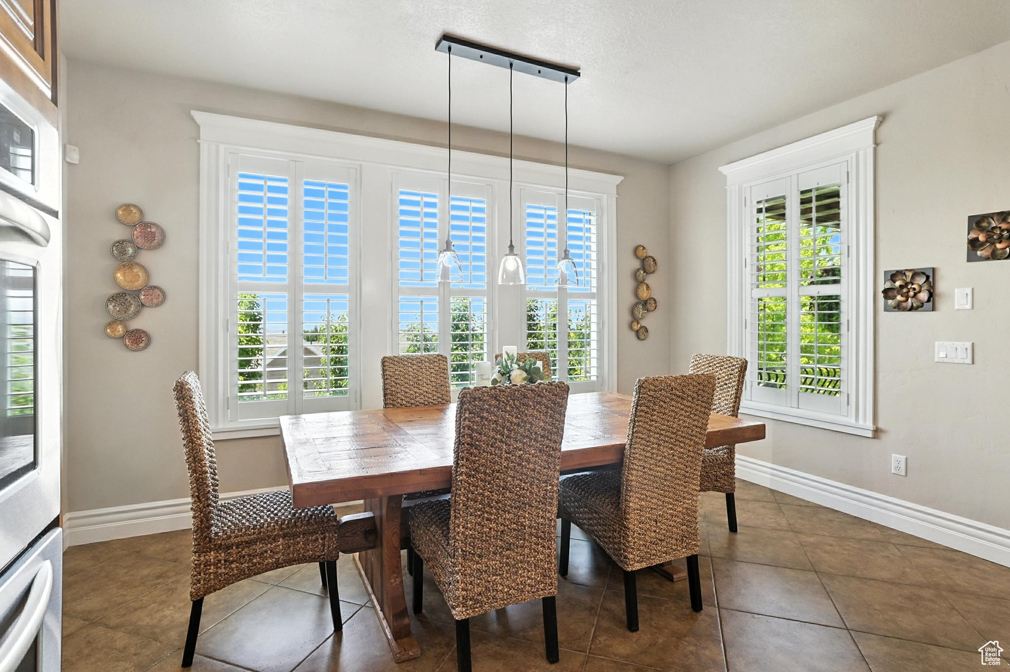 1273 CEDAR HEIGHTS DR