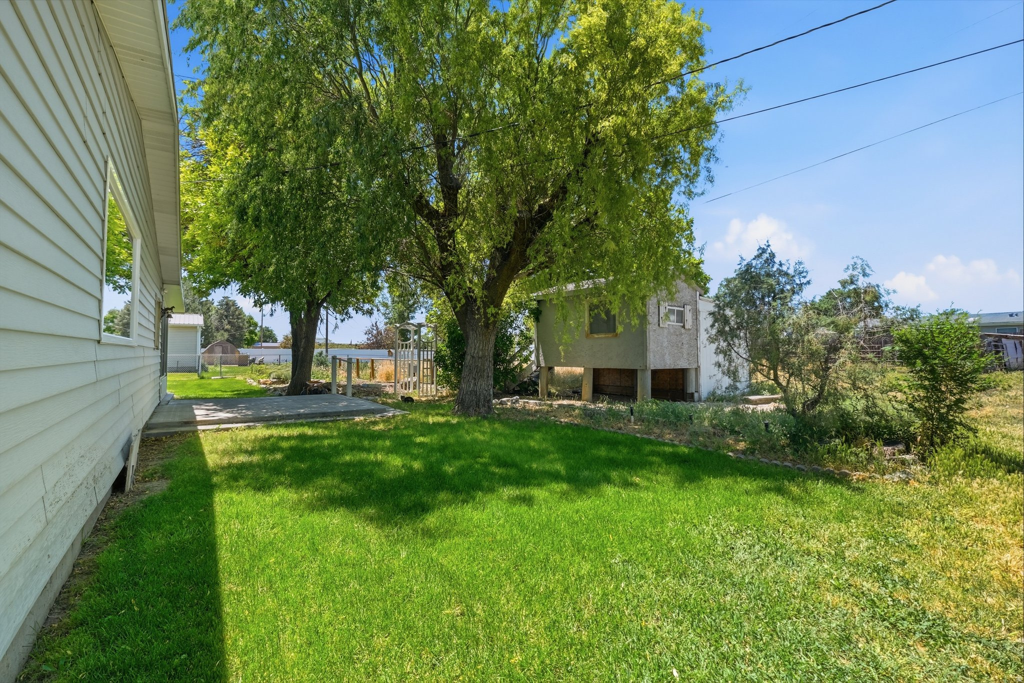 1146 S CENTURY DR