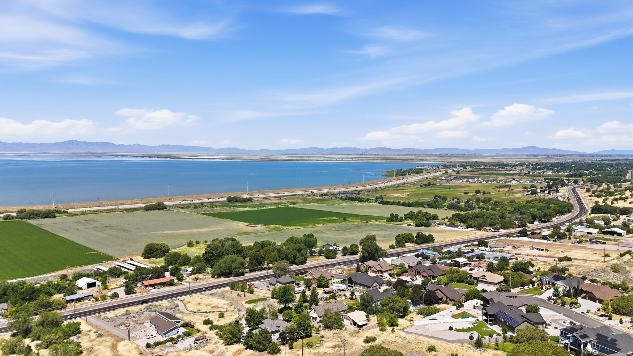 7205 S HWY 89