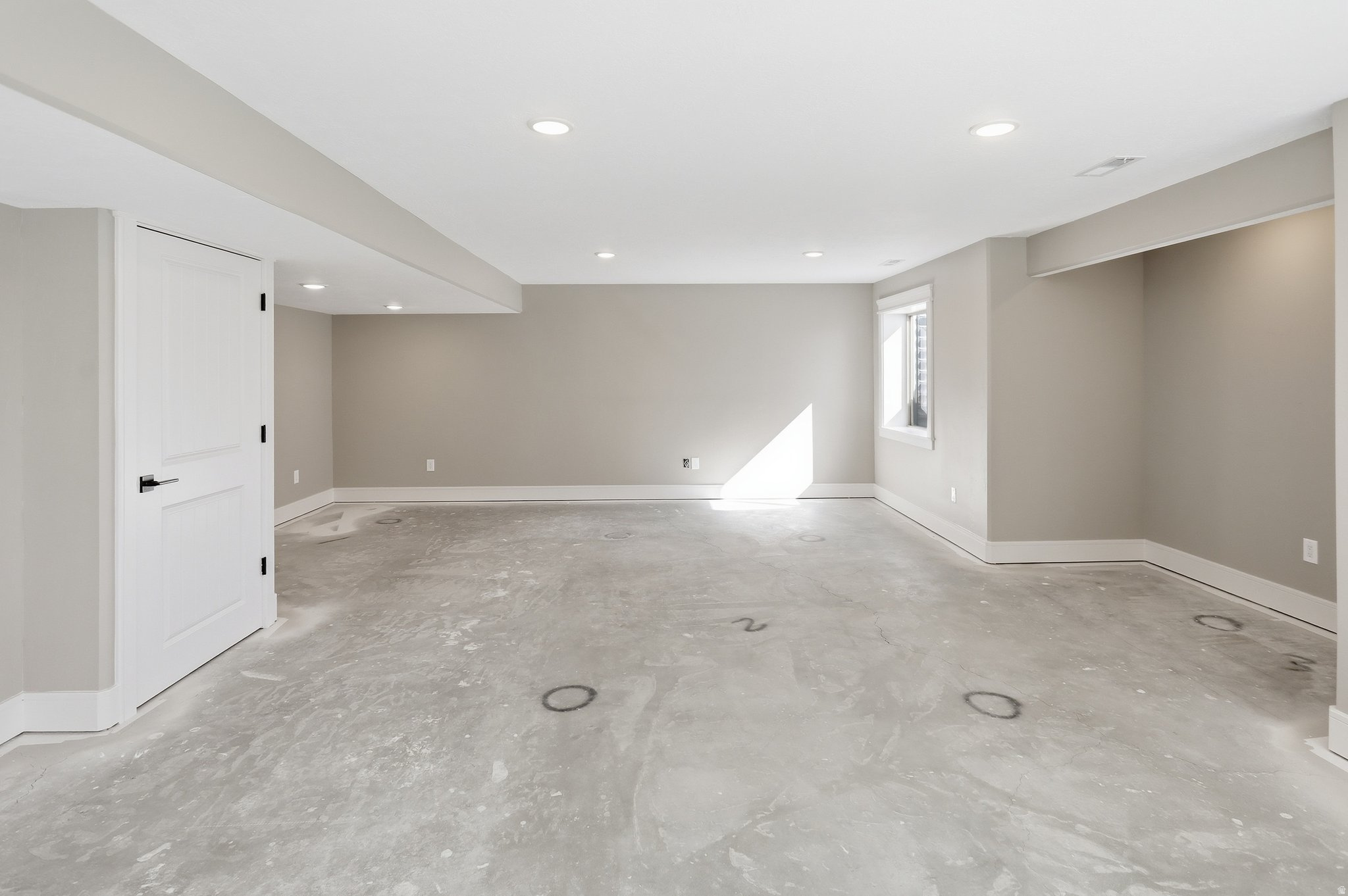 1098 N VALLEY VIEW DR