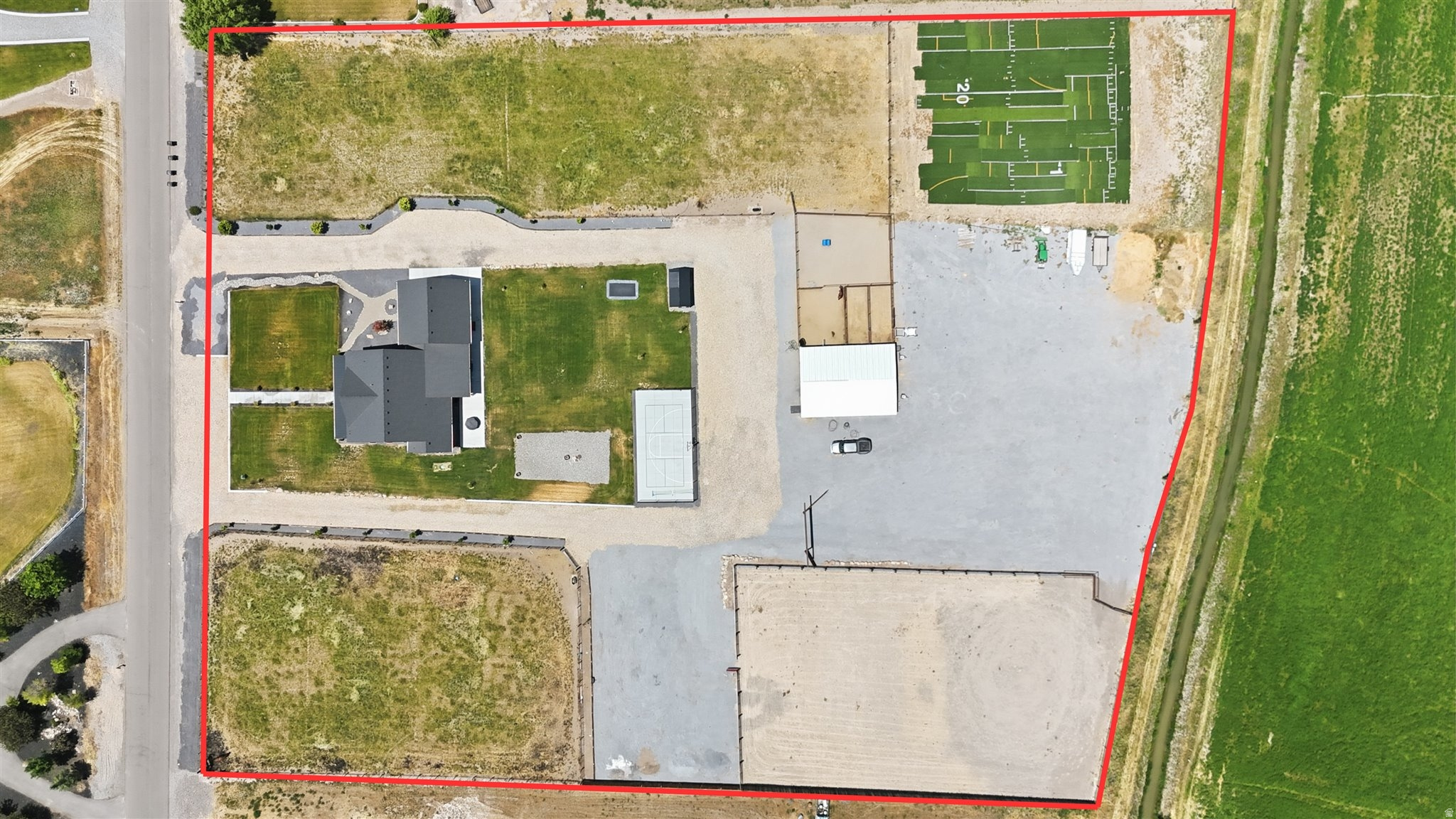9590 W POINT LOOKOUT DR