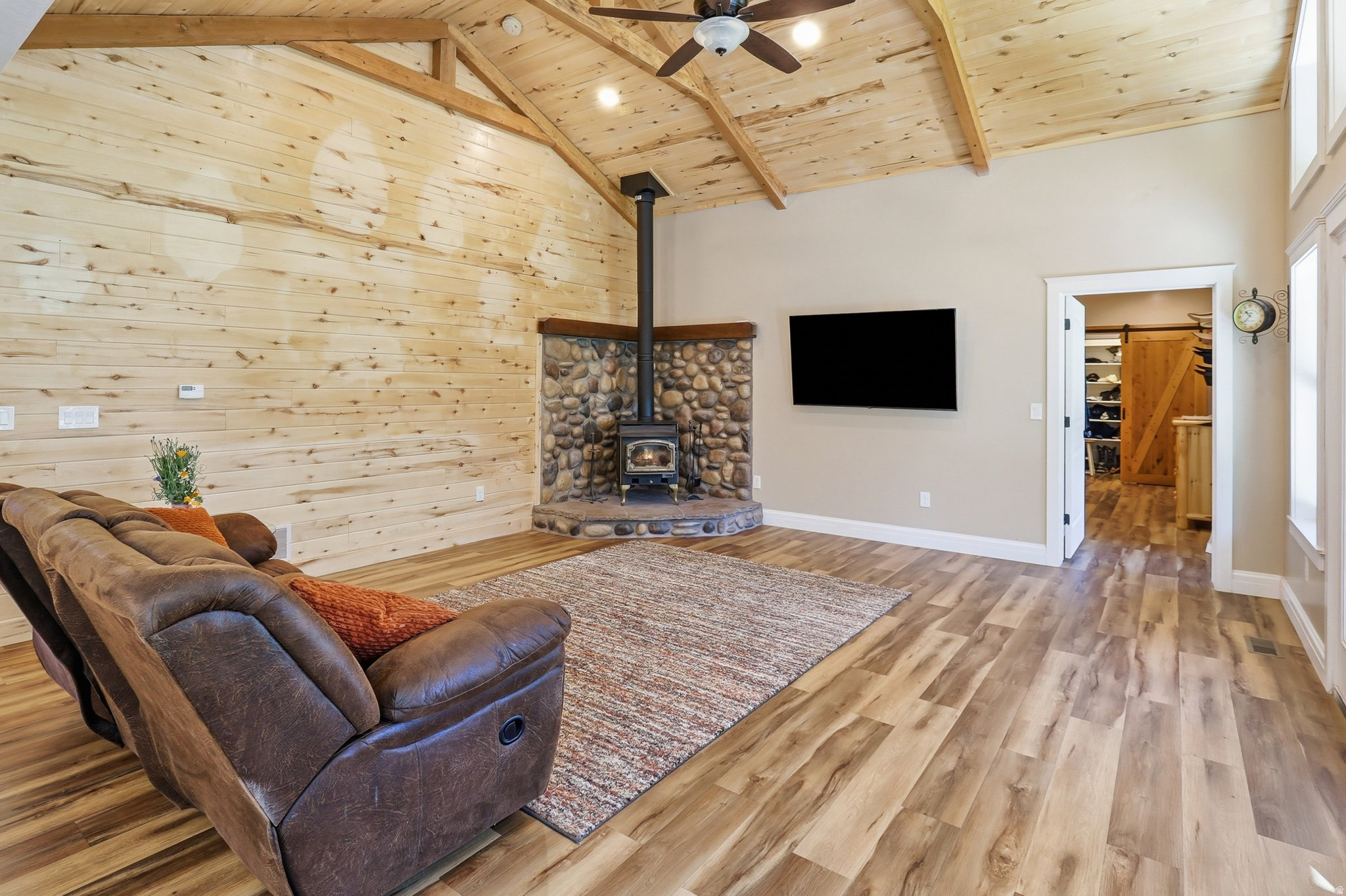 6095 N OLD HIGHWAY 191 HWY