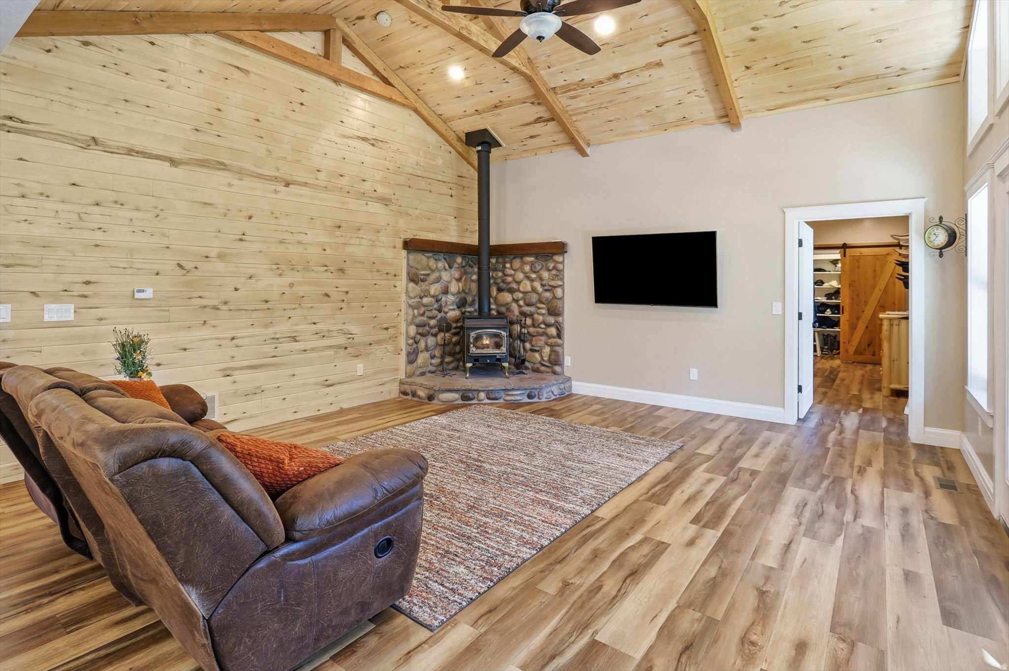 6095 N OLD HIGHWAY 191 HWY
