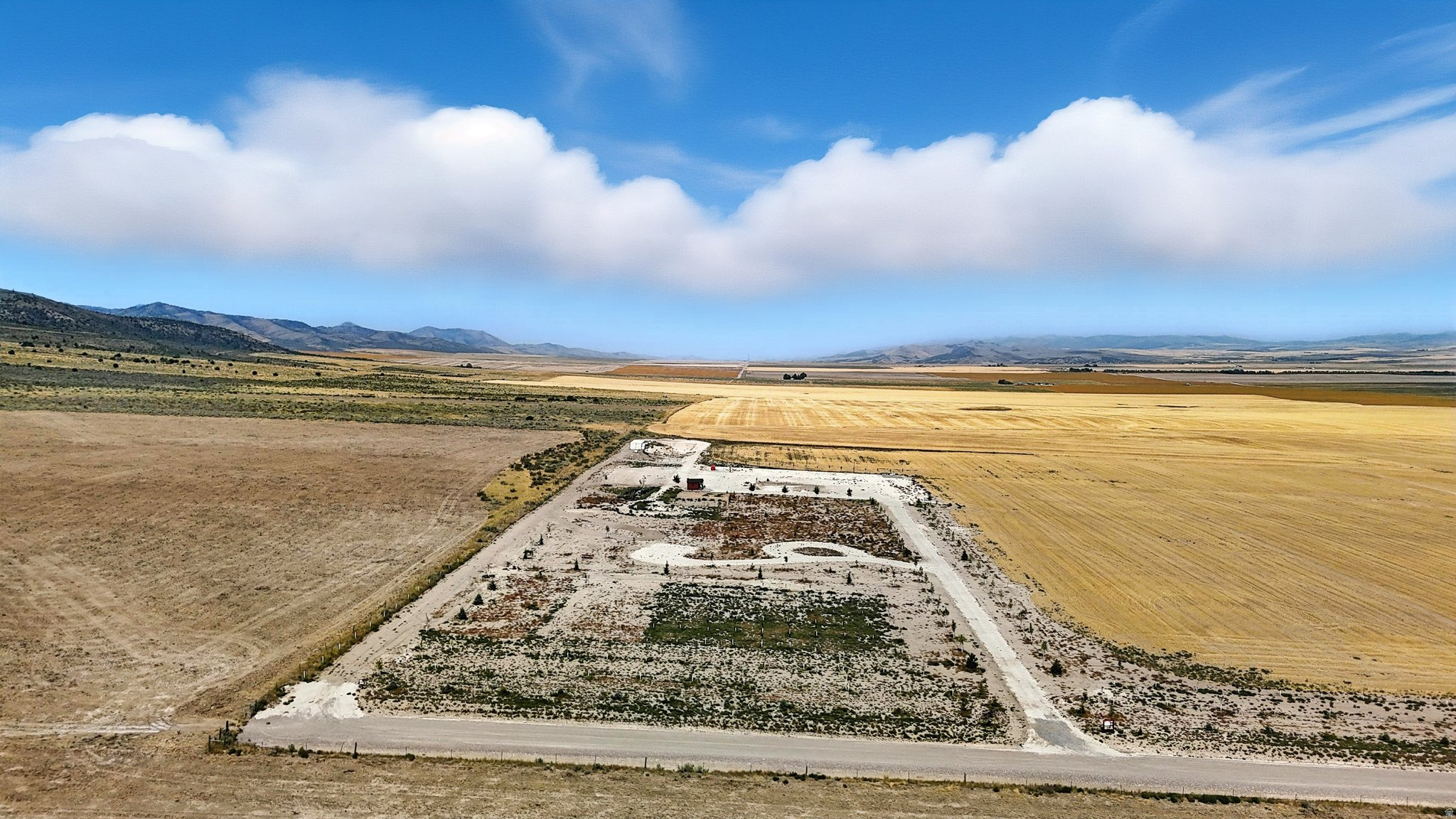 CEMETERY LN Unit: C