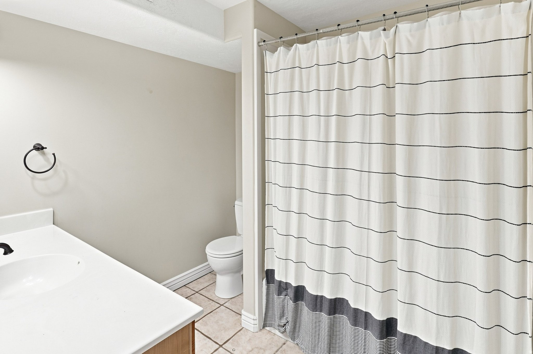 170 LAKEVIEW