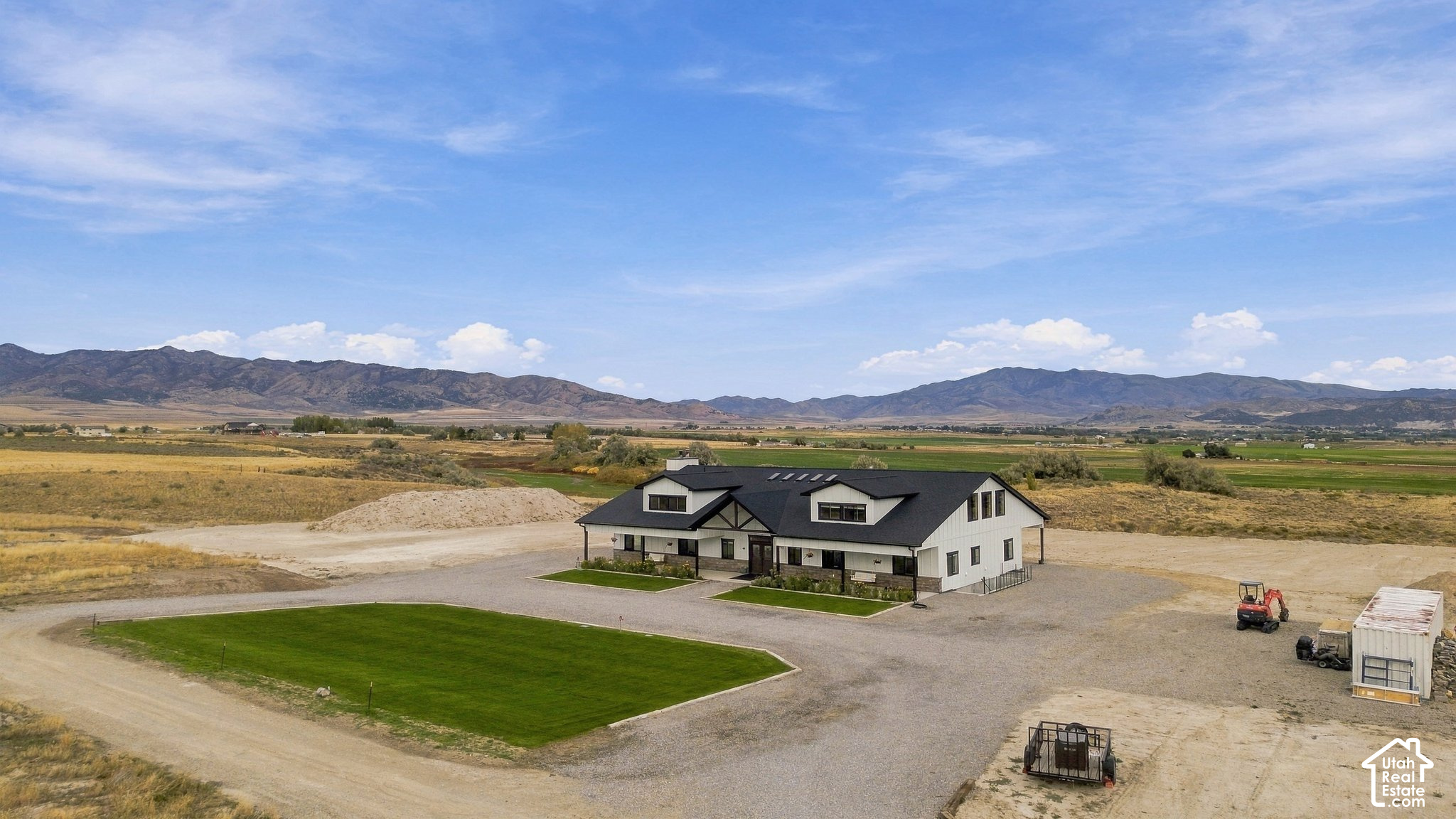 405 N WONDERFUL LIFE LN