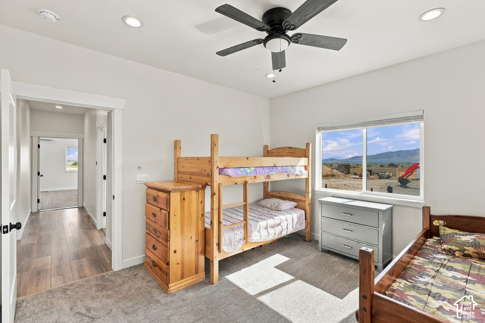 405 N WONDERFUL LIFE LN