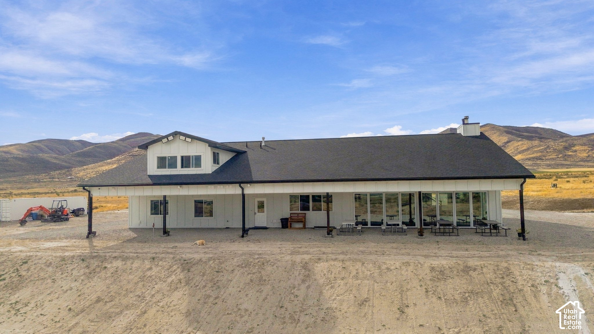405 N WONDERFUL LIFE LN
