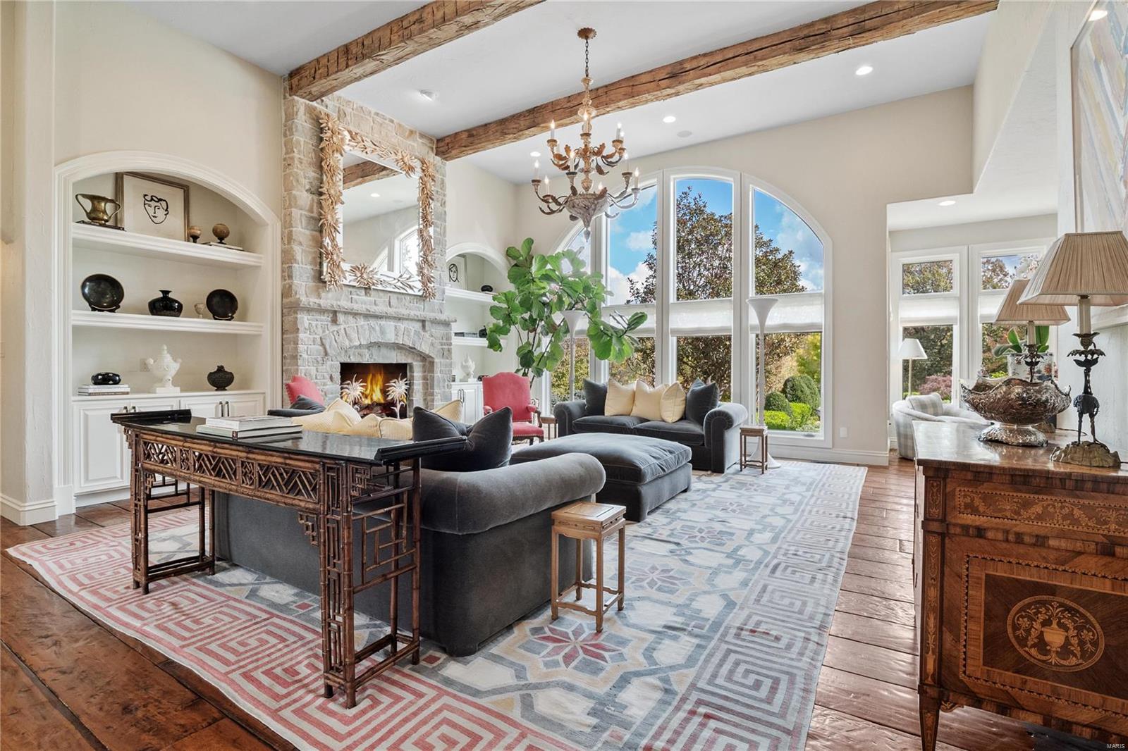 6 Bridle Lane