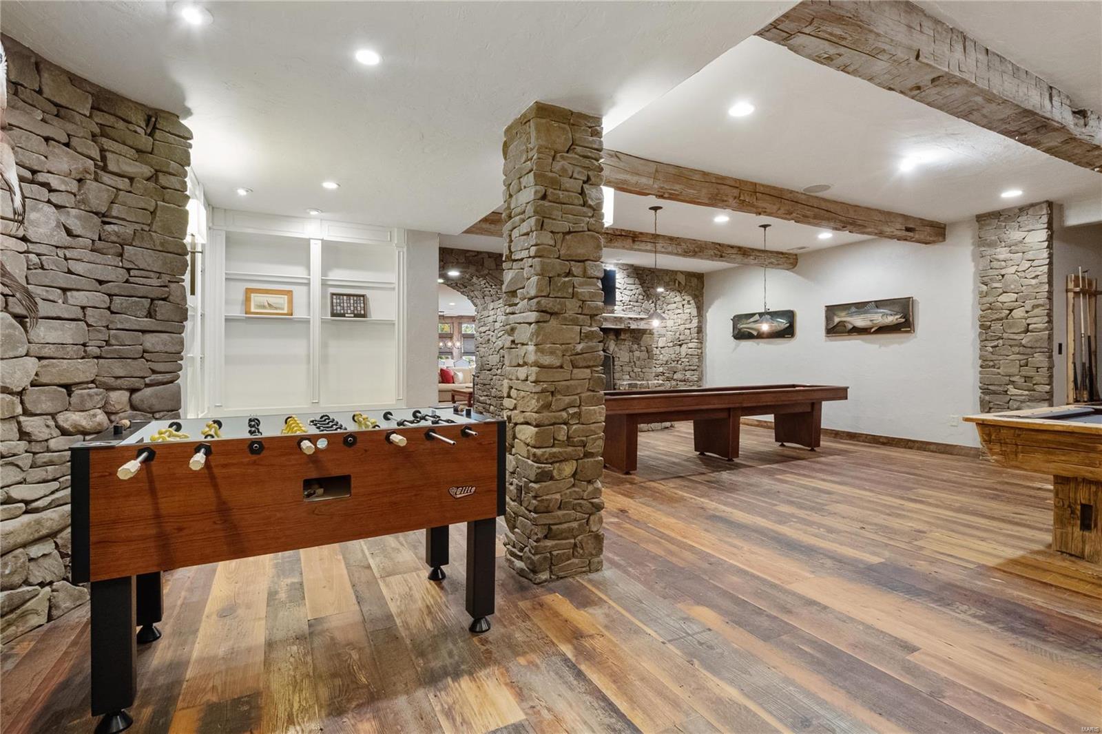 6 Bridle Lane