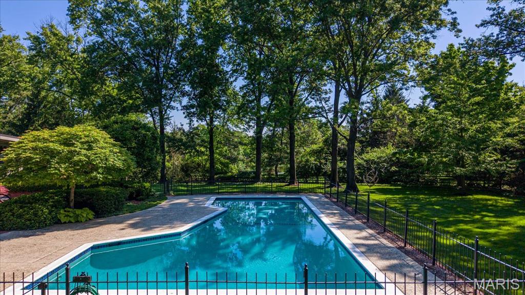 50 Creekwood Lane