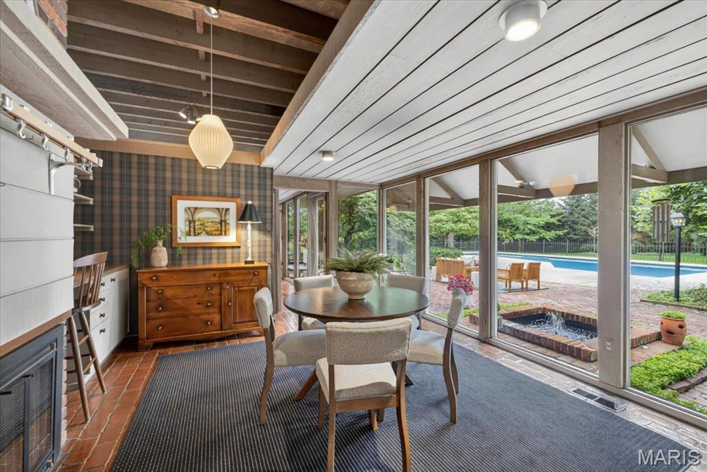 50 Creekwood Lane
