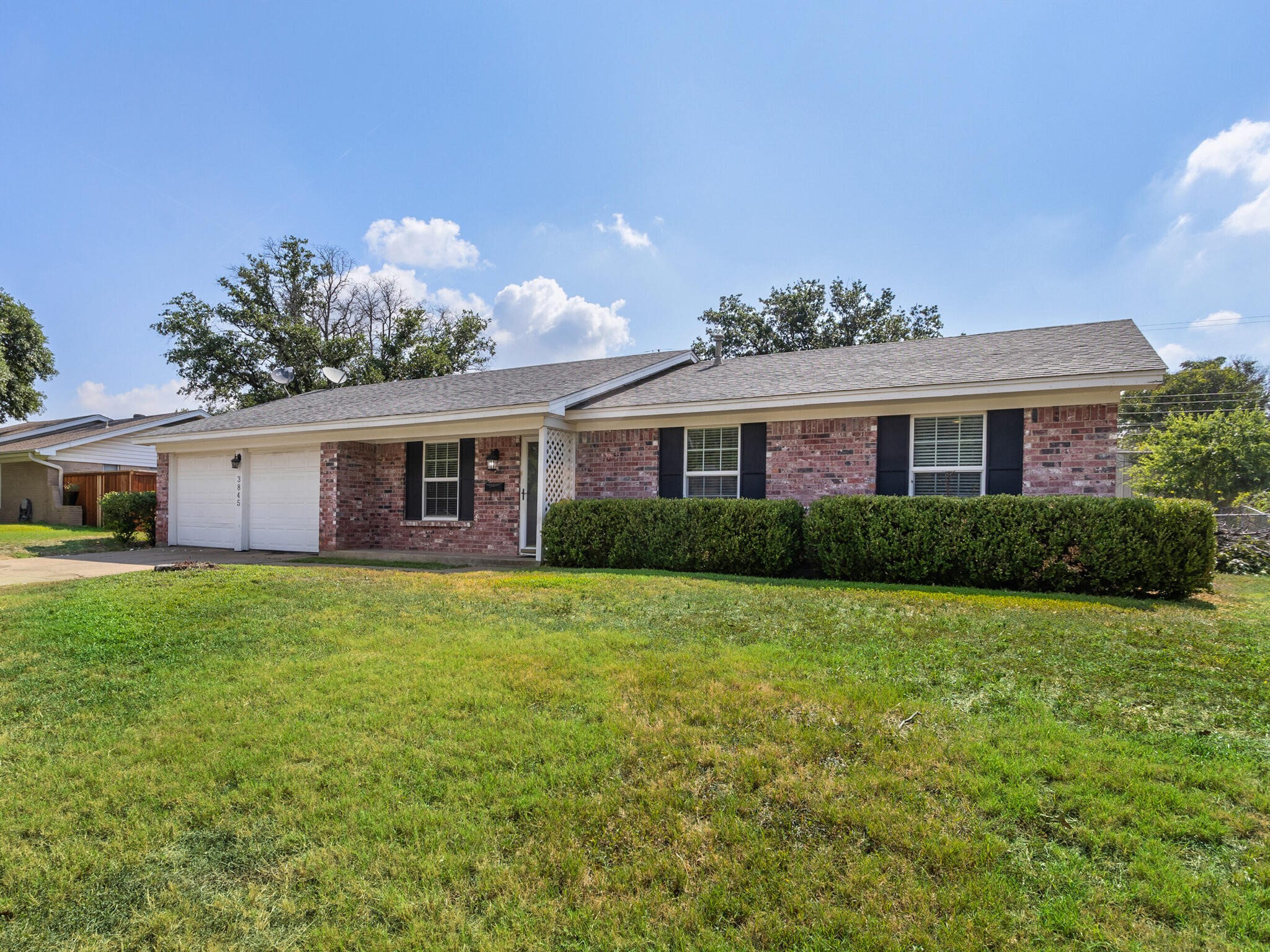 3845 Sagebrush Road