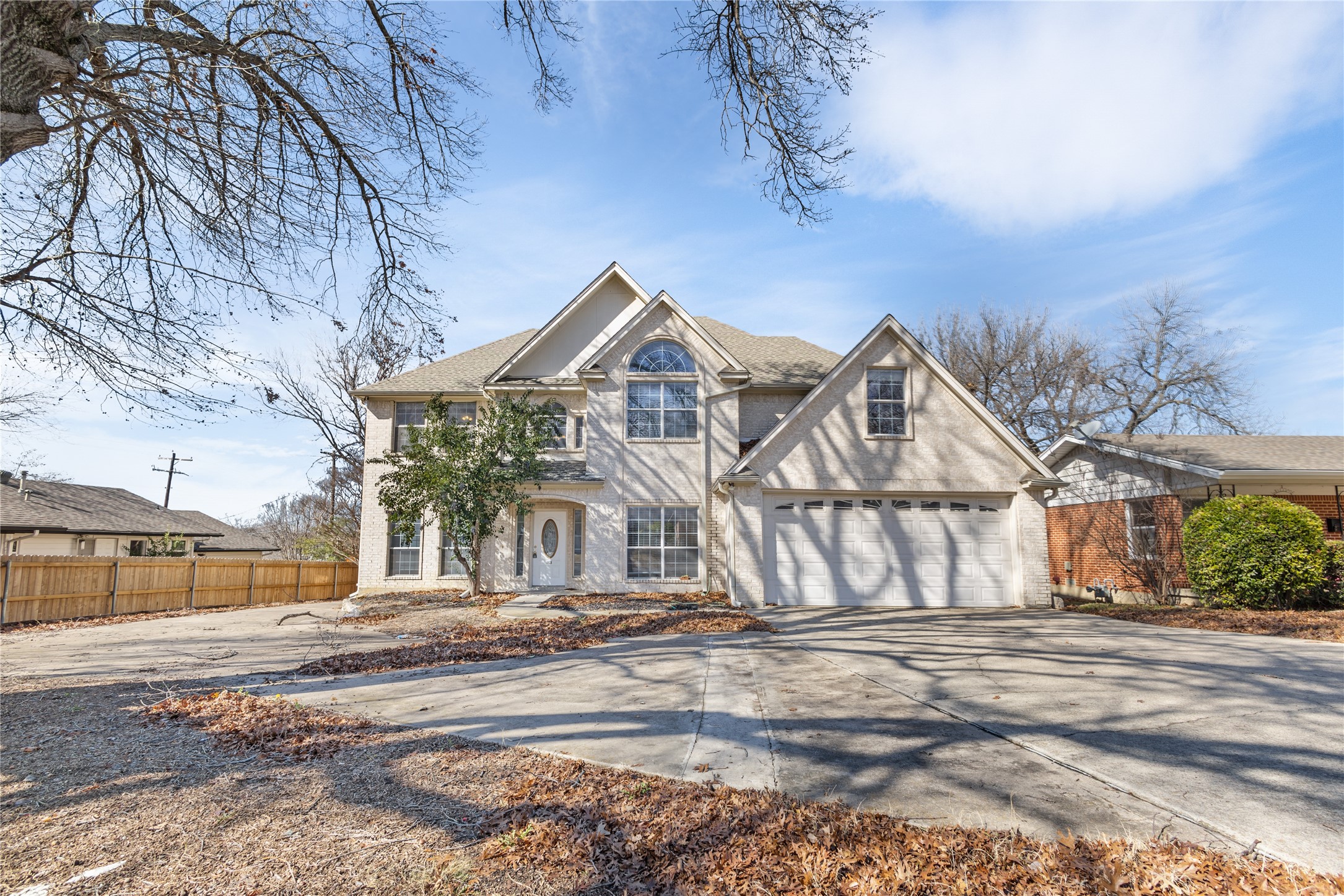 4828 Lowell Lane