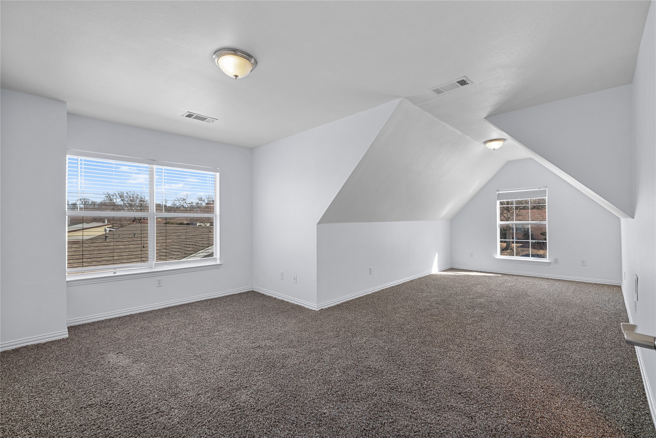 4828 Lowell Lane