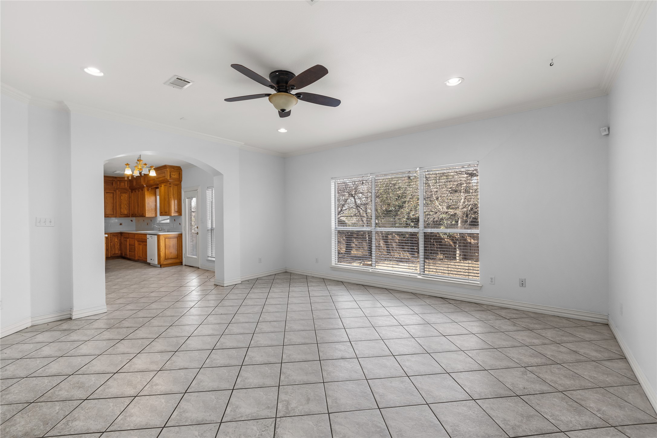4828 Lowell Lane