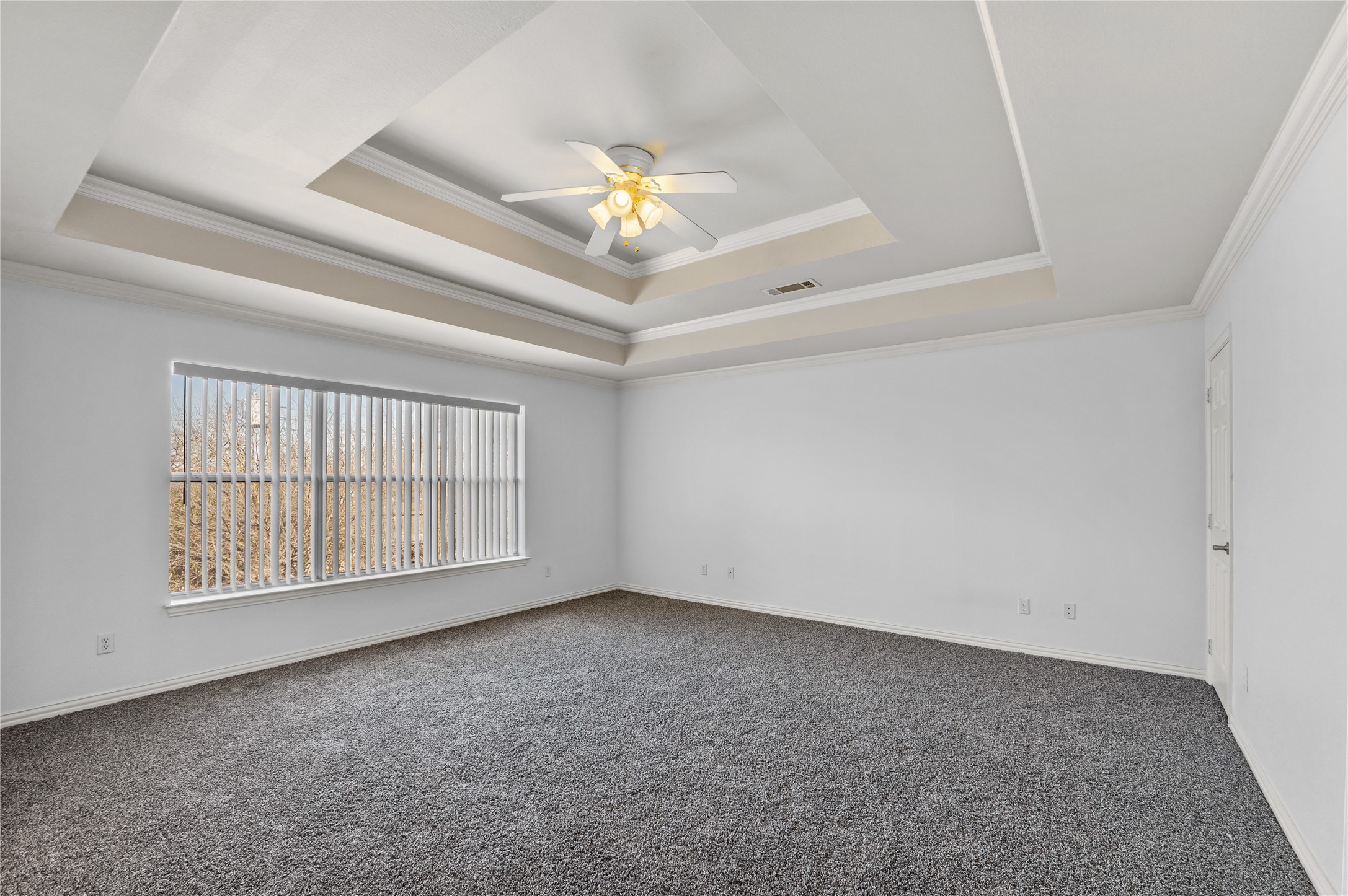 4828 Lowell Lane