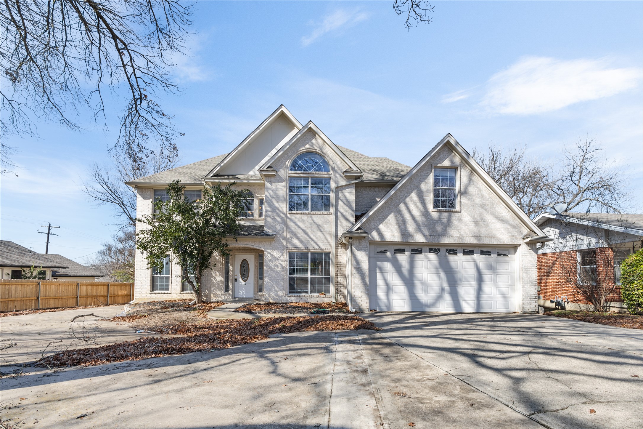 4828 Lowell Lane