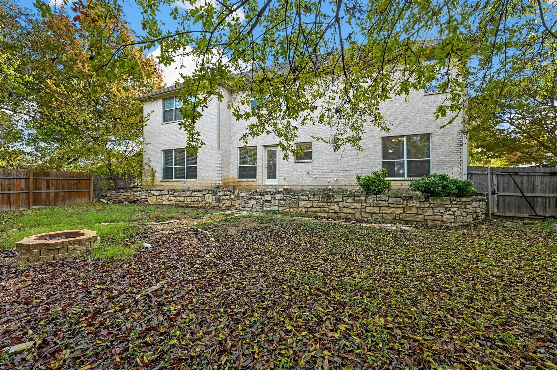 4828 Lowell Lane